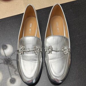 Nine West Metallic Silver Flats